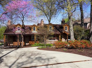 659 Riford Rd, Glen Ellyn, IL 60137