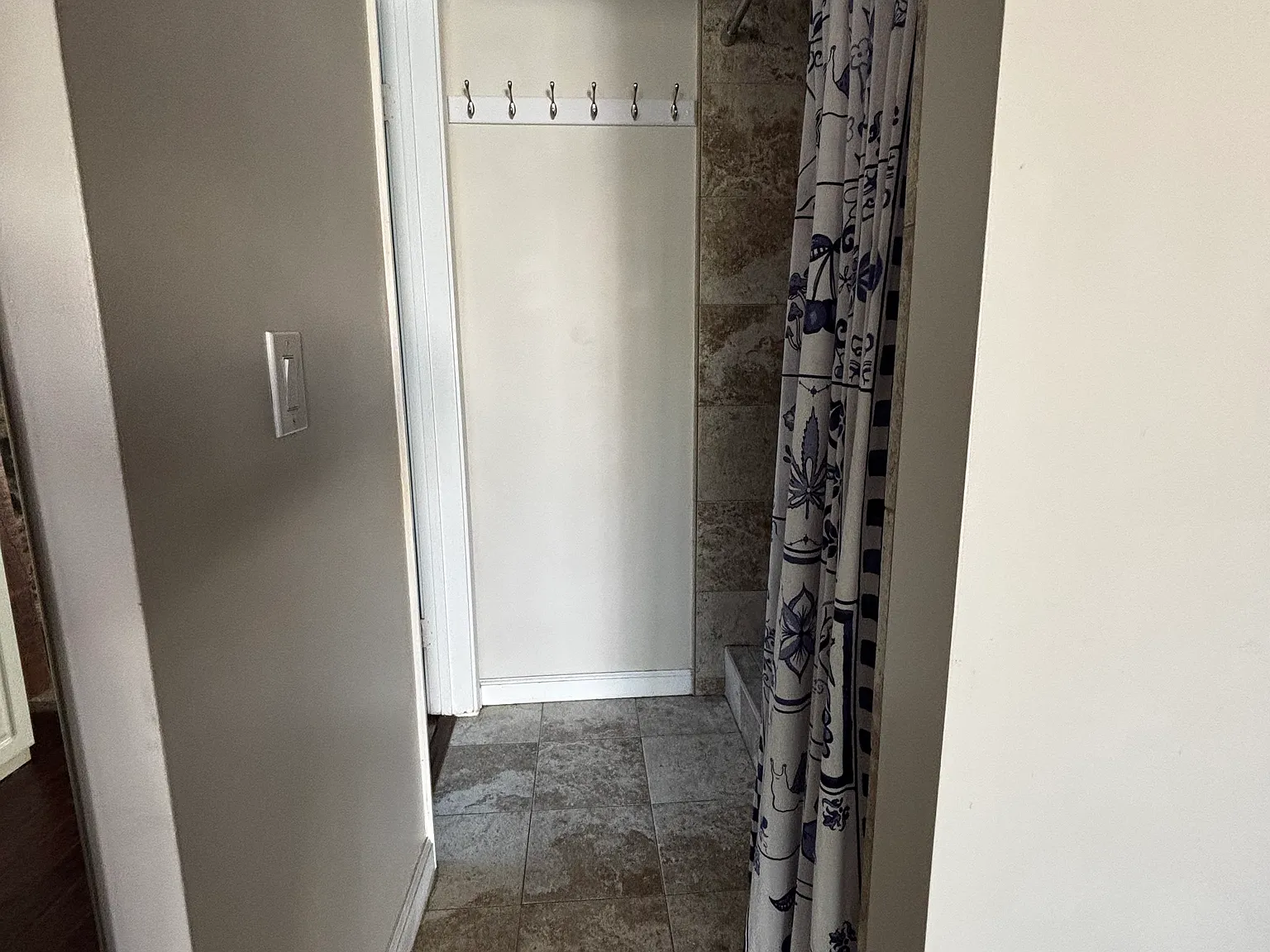 4 bed, 1965 sqft, $1,650 — Photo 3
