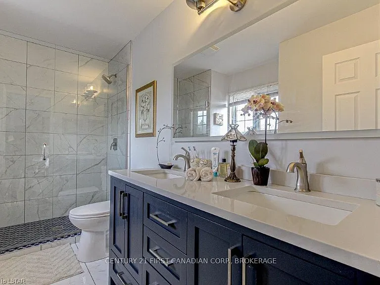 91 Meadowridge Rd — Photo 15
