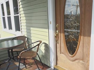 2 Cypress St #2, Watertown, MA 02472