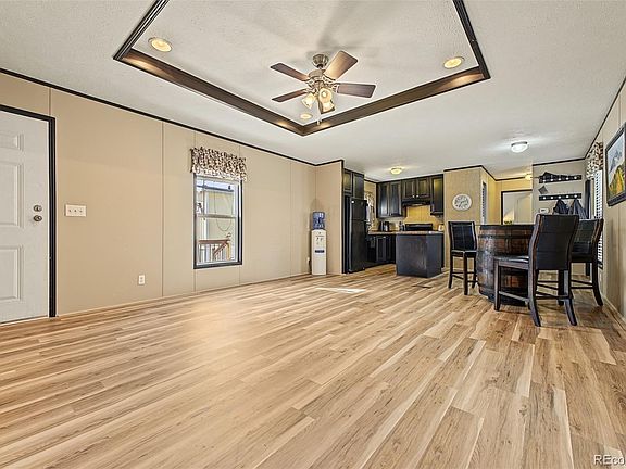 3rd image of 1135 A Street