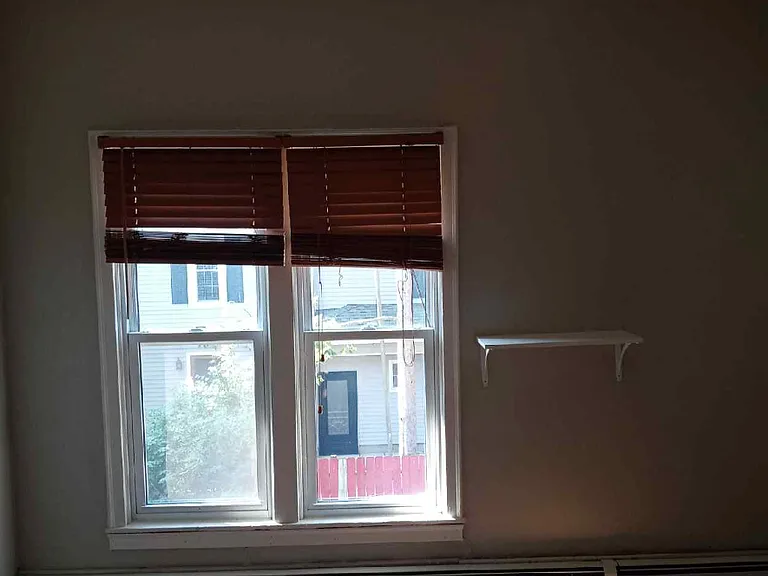 614 S Main St — Photo 12