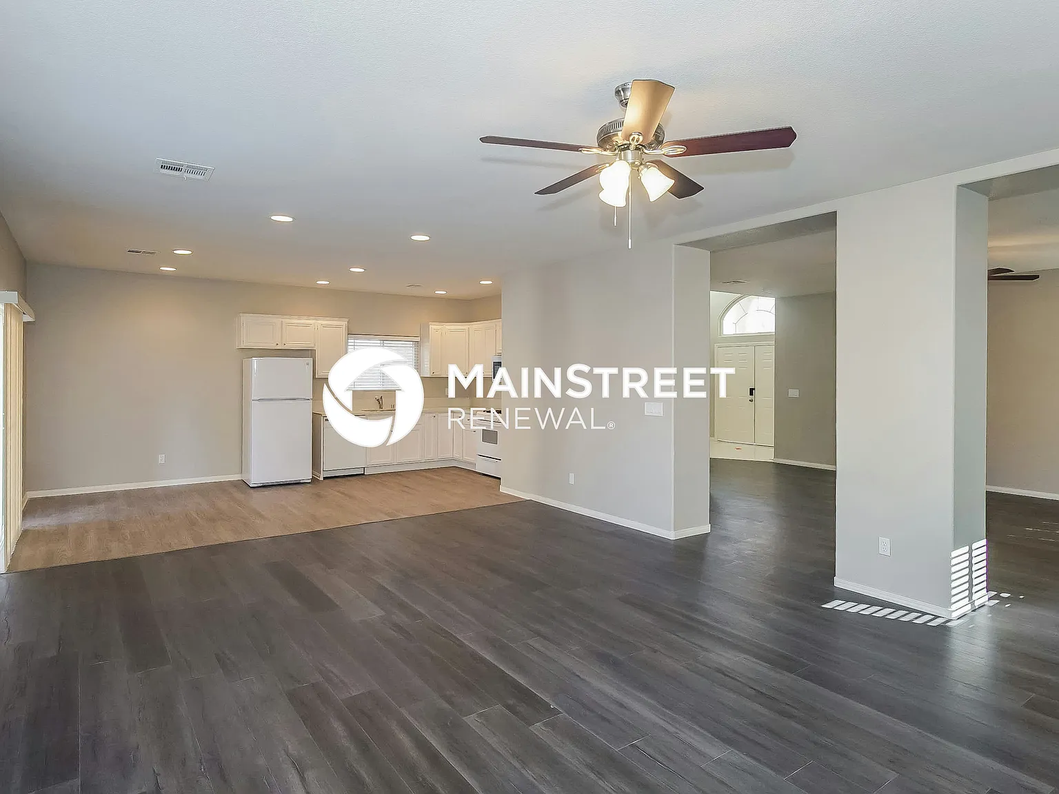 4361 Cottontail Ln — Photo 4