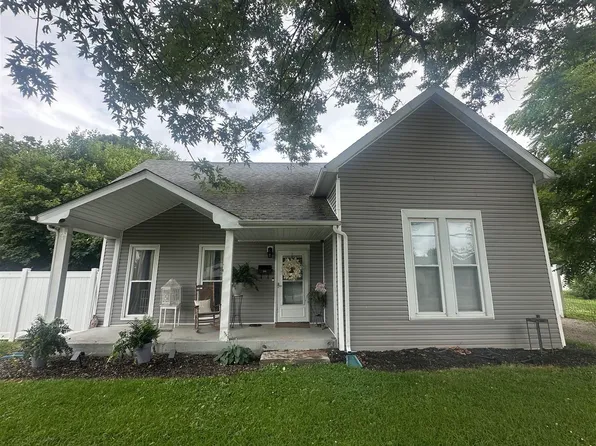 235 S Greensburg St, Hodgenville, KY 42748