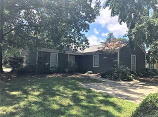 2701 Hillmont Dr, Charlotte, NC 28226