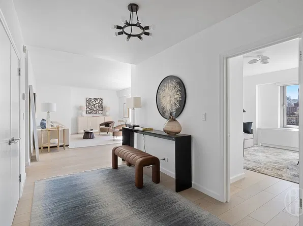 200 E 62nd St APT 22D, New York, NY 10065