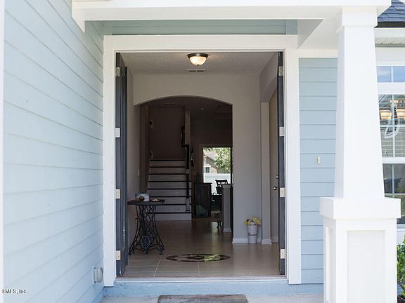 3rd image of 15397 Turkoman Cir