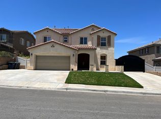 1433 Wild Olive Rd, Tehachapi, CA 93561