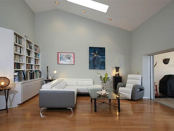 4th image of 4320 Camino Madera