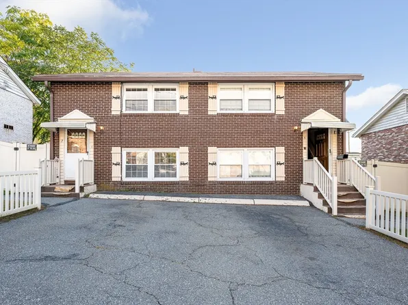 5 Hillcrest Dr, Lowell, MA 01851