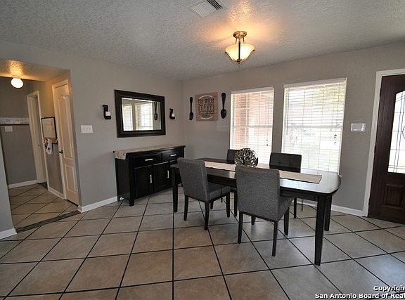 2nd image of 10219 Monterey Crst