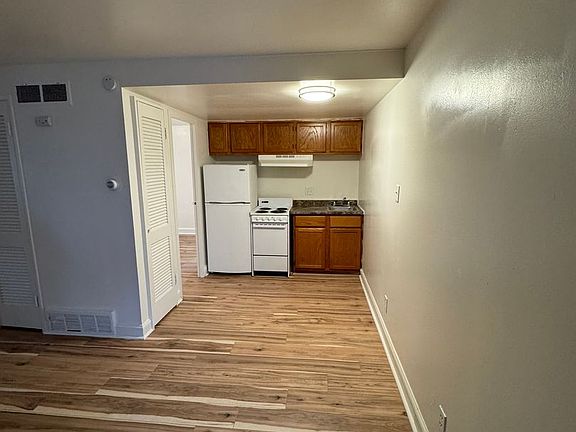 2nd image of 3235-3245 Sullivant Ave #3245M