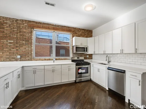 2622 W Division St APT 2F, Chicago, IL 60622