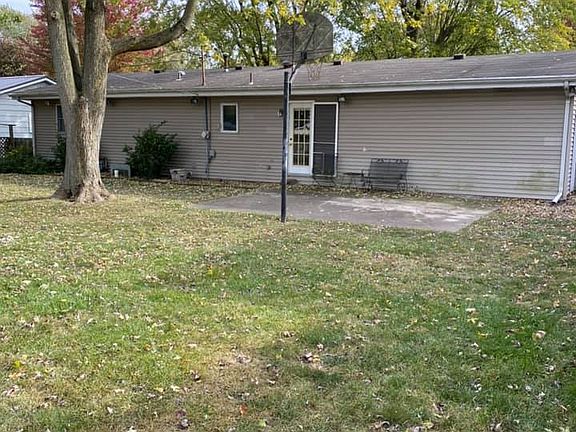 3rd image of 718 Lincoln Pl