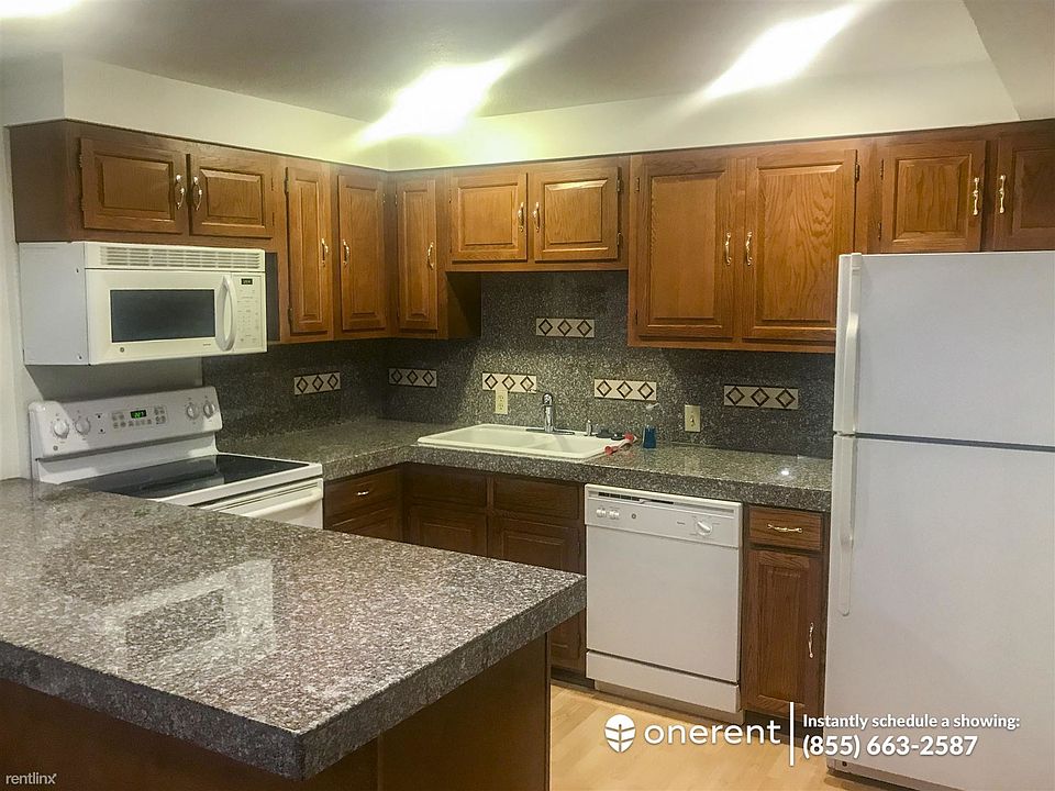 1st image of 5216 21st Ave NE APT 4