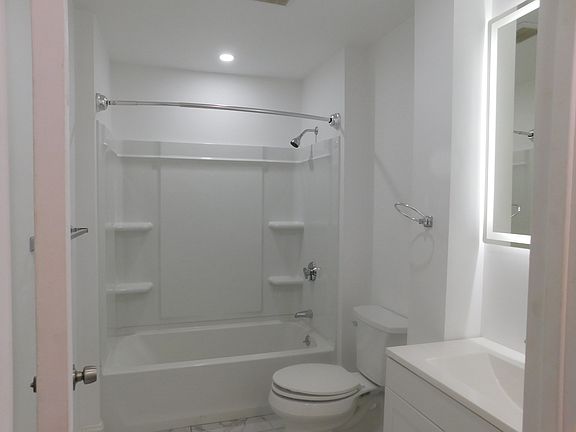 3rd image of 53 Main St #2