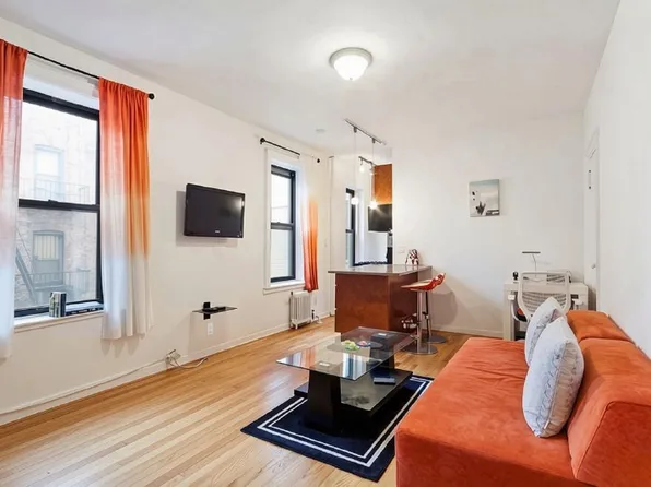 333 4th Street image 1 of 5