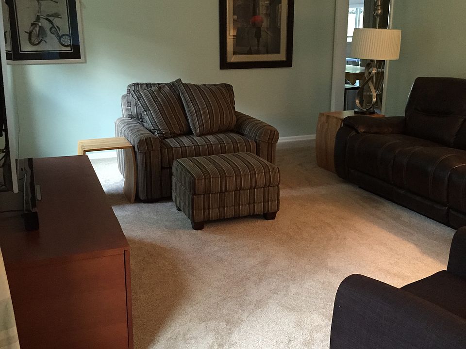 1st image of 468 Bel Air Dr NE