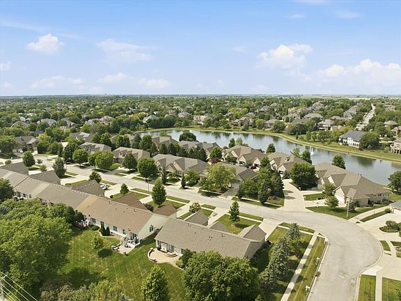 3rd image of 25 Inglewood Ln #0