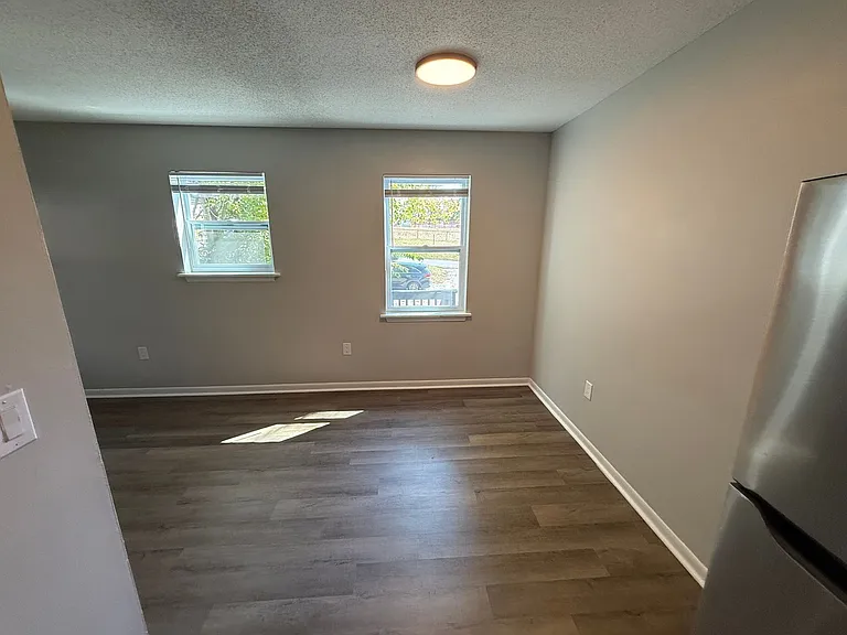213 N Ann St #6 — Photo 9
