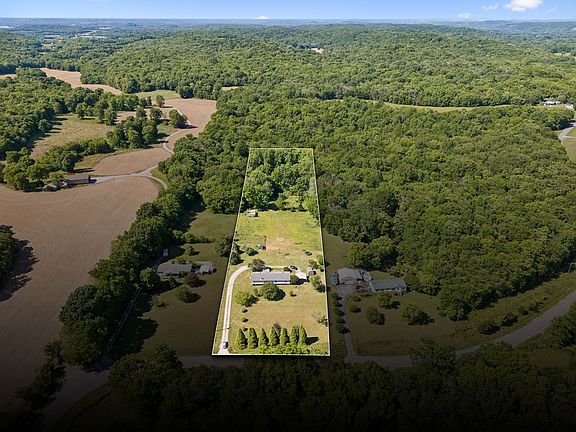 3rd image of 4870 Haley Ln