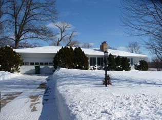 55045 Buckhorn Rd, Three Rivers, MI 49093