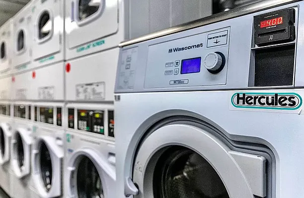 Rented by Manhattan Realty Group | media 10