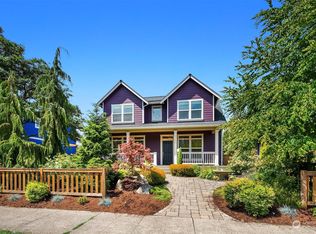 2747 44th Ave SW, Seattle, WA 98116