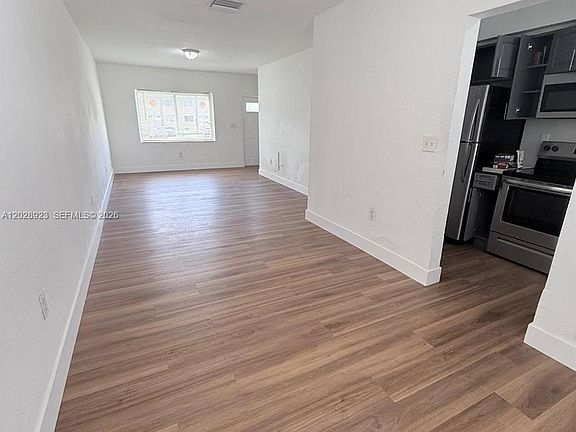 3rd image of 209 NW 84th St #209