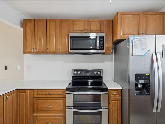 4th image of 8300 Sands Point Boulevard #k208