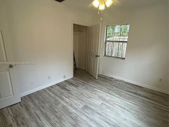 5th image of 742 New Jersey St #1