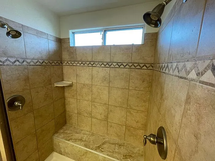 9778 Twin Ponds Ct — Photo 15