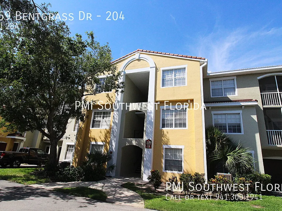 5459 Bentgrass Dr #204