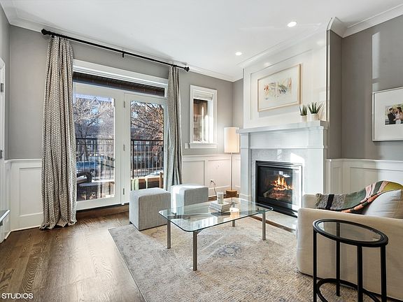 2nd image of 2721 N Southport Ave #1