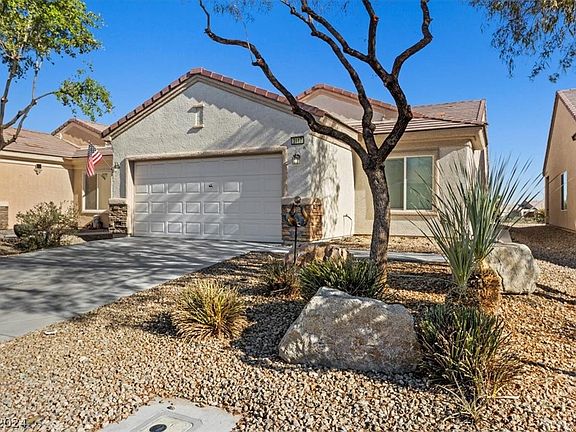 3rd image of 3117 Kingbird Dr