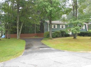 21 Arbor Ave, Topsham, ME 04086