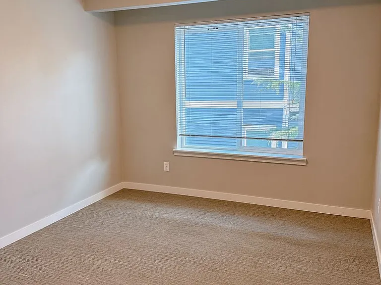 1117 N Garden St — Photo 33