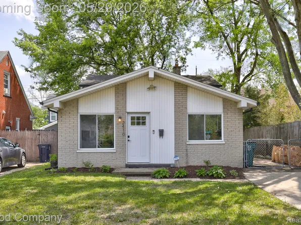 2410 E Lincoln Ave, Royal Oak, MI 48067