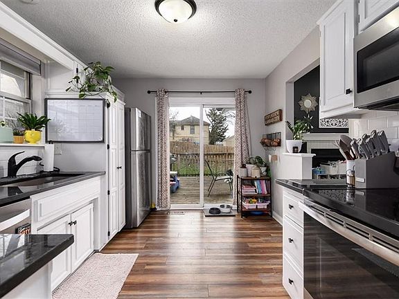 4th image of 6612 NW Hidden Valley Rd