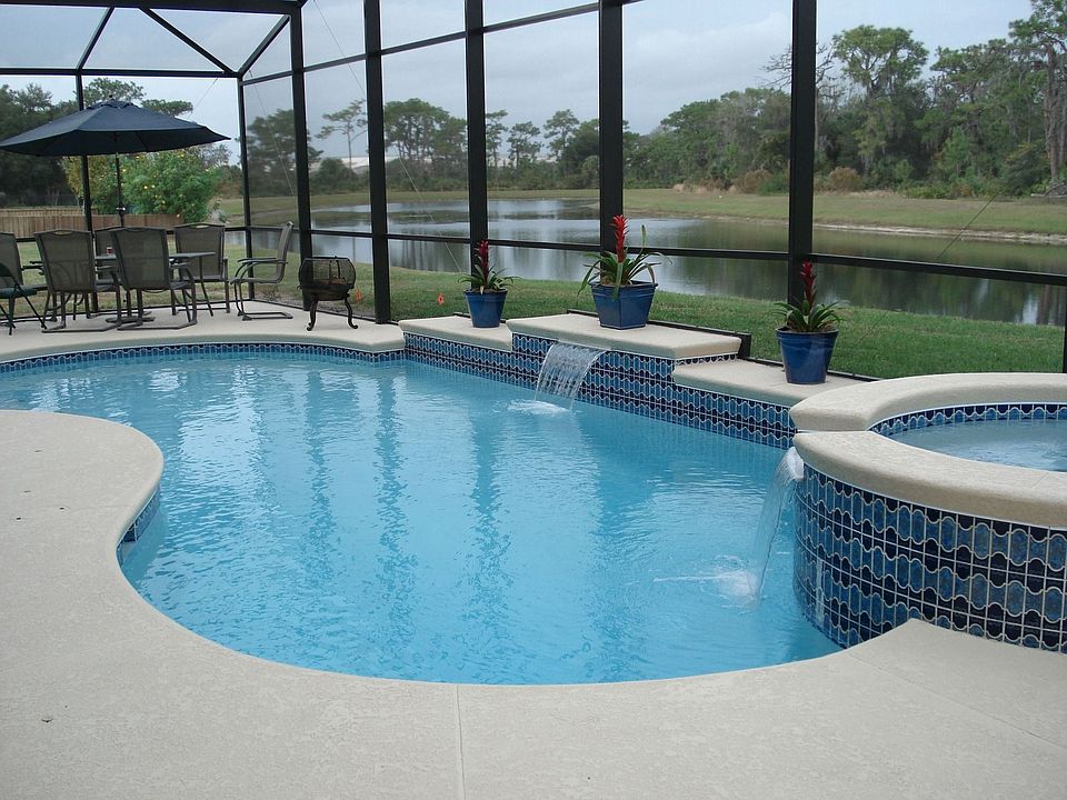 Screen enclosed pool 