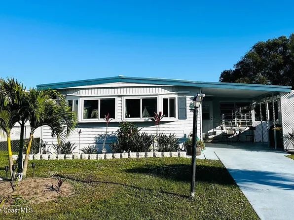 708 Lark Dr, Barefoot Bay, FL 32976