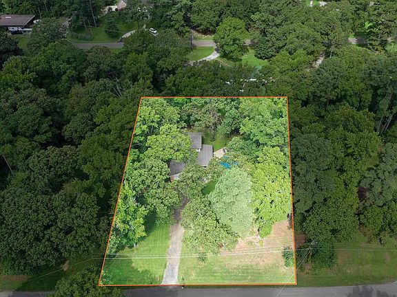 2nd image of 143 Dennard Dr