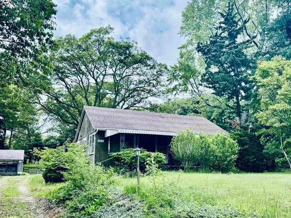 3704 N Us Highway 421, Reynolds, IN 47980