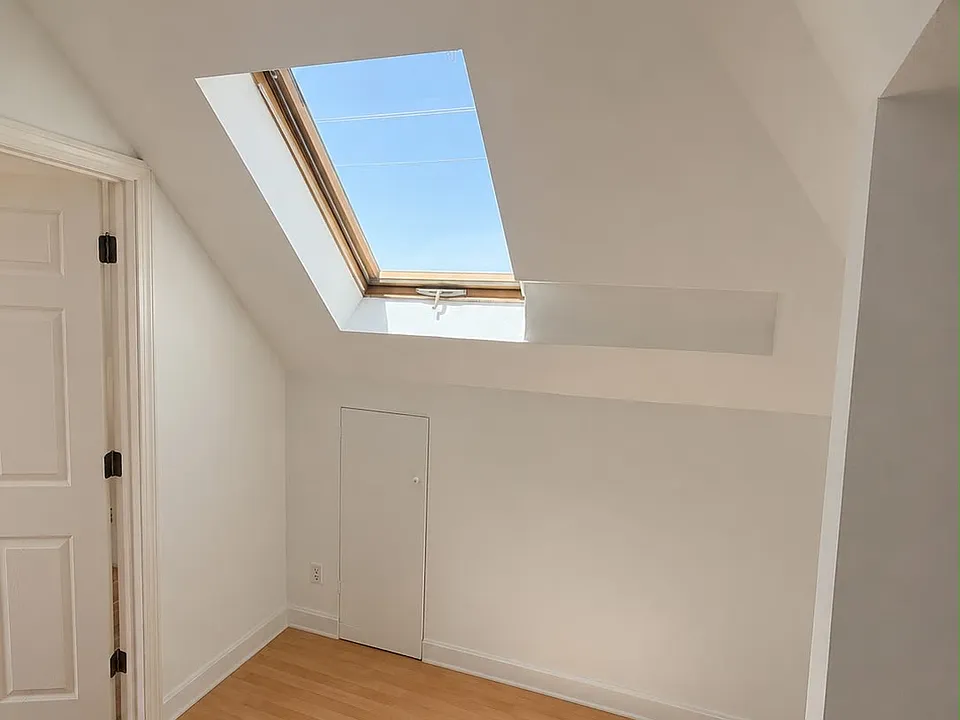 53 Malden St #3