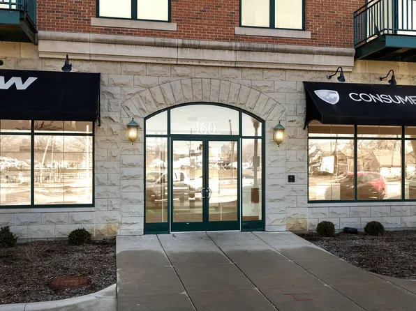 160 S River St Unit 208, Aurora, IL 60506
