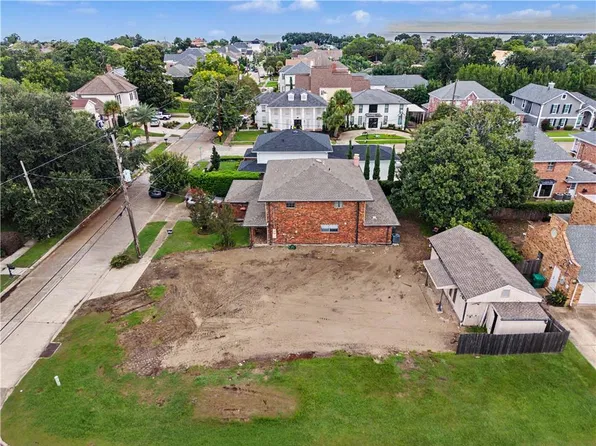 3600 Edenborn Ave, Metairie, LA 70002