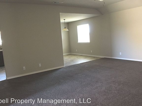 3rd image of 6400 Castle Gap Dr