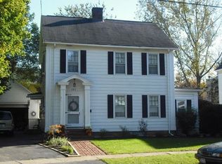 101 Hartford Pl, Utica, NY 13502