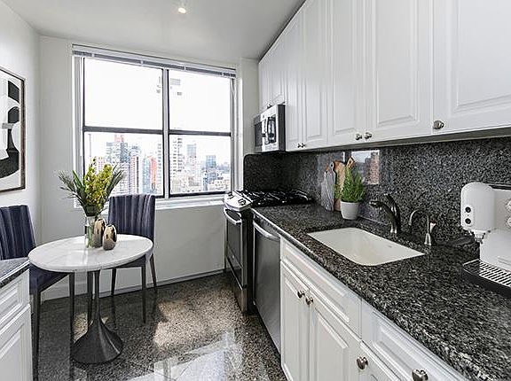 3rd image of 45 W 60th St APT 16J