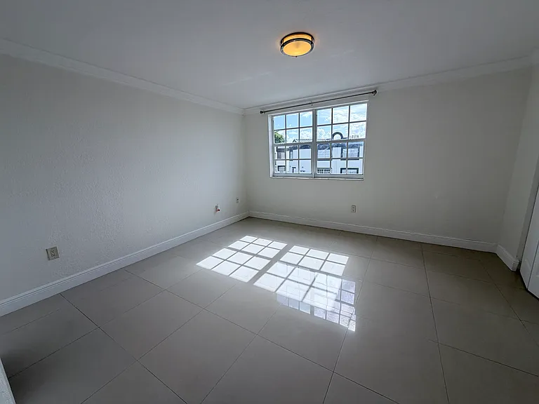 9725 Fontainebleau Blvd #A207 — Photo 7
